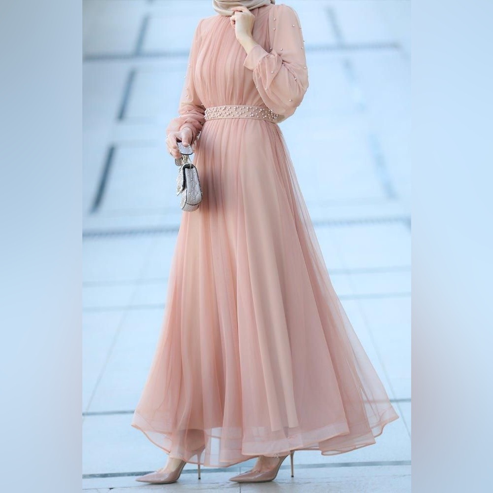 Elegant Long Sleeve Maxi Dress in Blush Pink